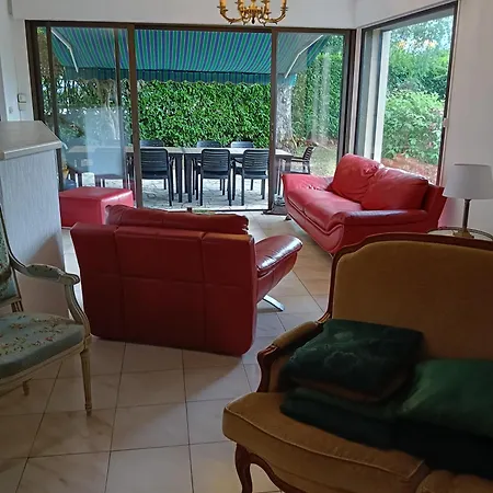 Maison Ensoleillée Très Claire Avec Terrain Clos 9 Personnes Saint-Girons (Ariege)