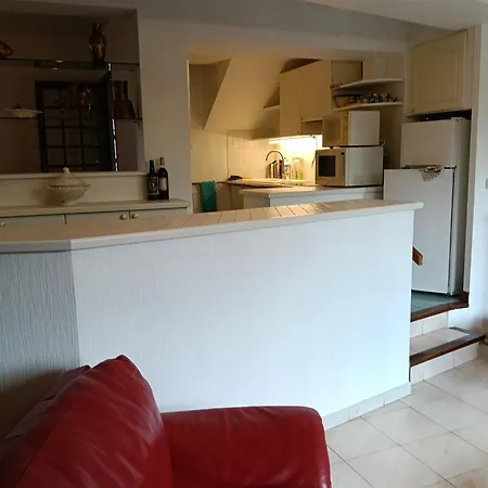 Maison Ensoleillée Très Claire Avec Terrain Clos 9 Personnes Villa Saint-Girons (Ariege)