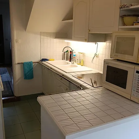 Maison Ensoleillée Très Claire Avec Terrain Clos 9 Personnes Villa *