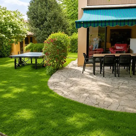Maison Ensoleillee Tres Claire Avec Terrain Clos 9 Personnes Saint-Girons (Ariege)