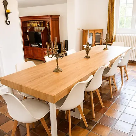 Maison Ensoleillee Tres Claire Avec Terrain Clos 9 Personnes