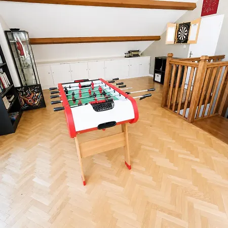 Maison Ensoleillée Très Claire Avec Terrain Clos 9 Personnes Villa *