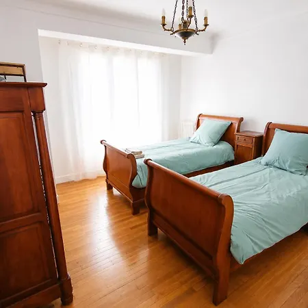 Maison Ensoleillée Très Claire Avec Terrain Clos 9 Personnes *